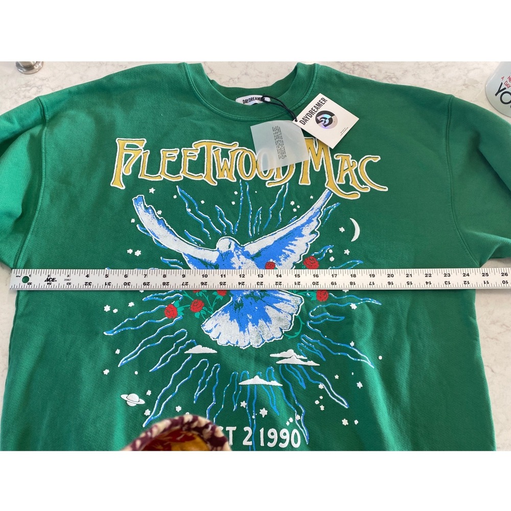 Daydreamer Fleetwood Mac August 2 1990 Green Graphic Sweatshirt XL NWT - Picture 6 of 8